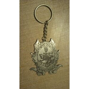 Twilight Cullen Arms‎ Family Crest Pewter Look Metal Keychain VGC